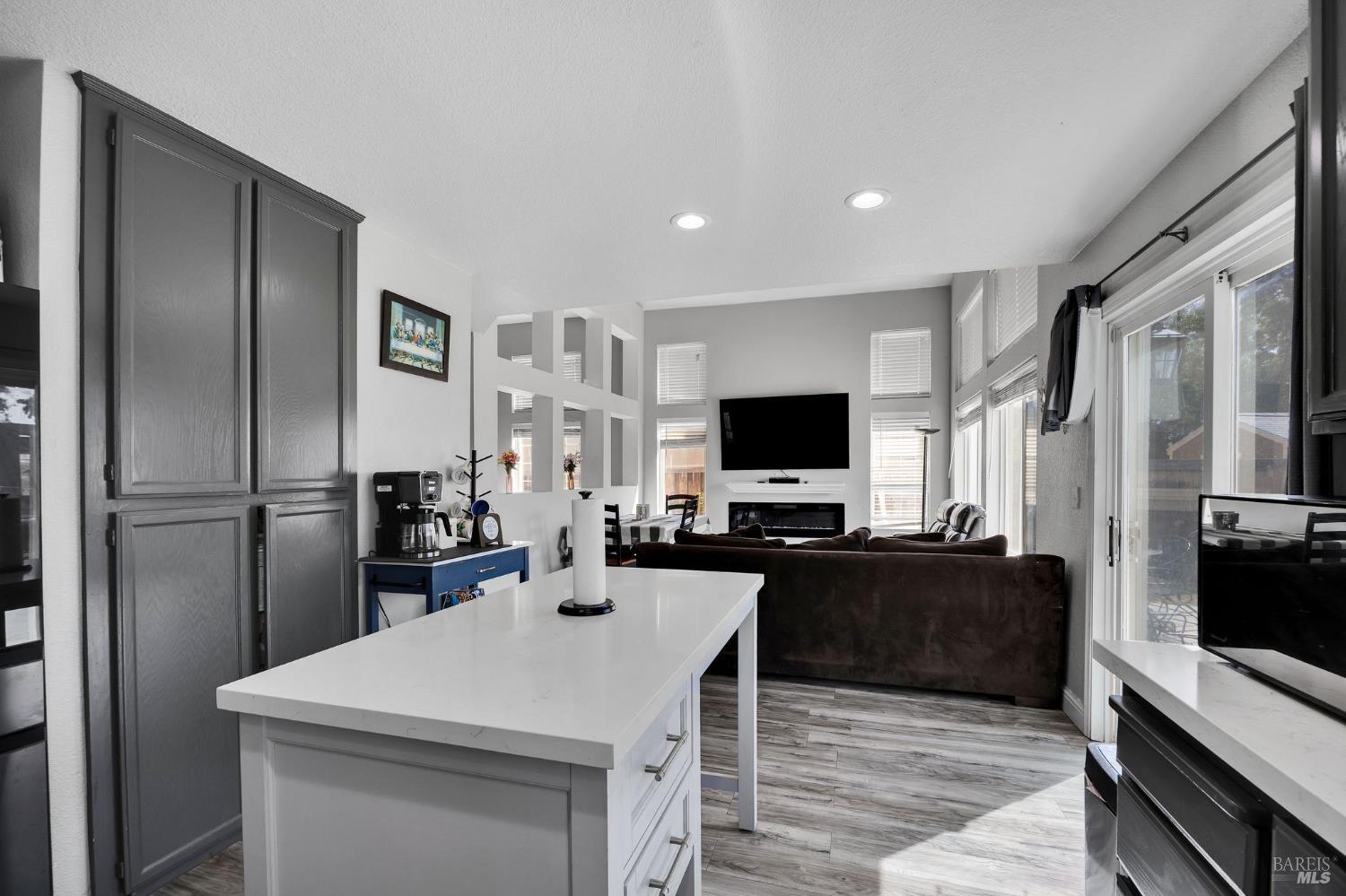 1093 Cloverbrook Circle Vacaville CA 95687