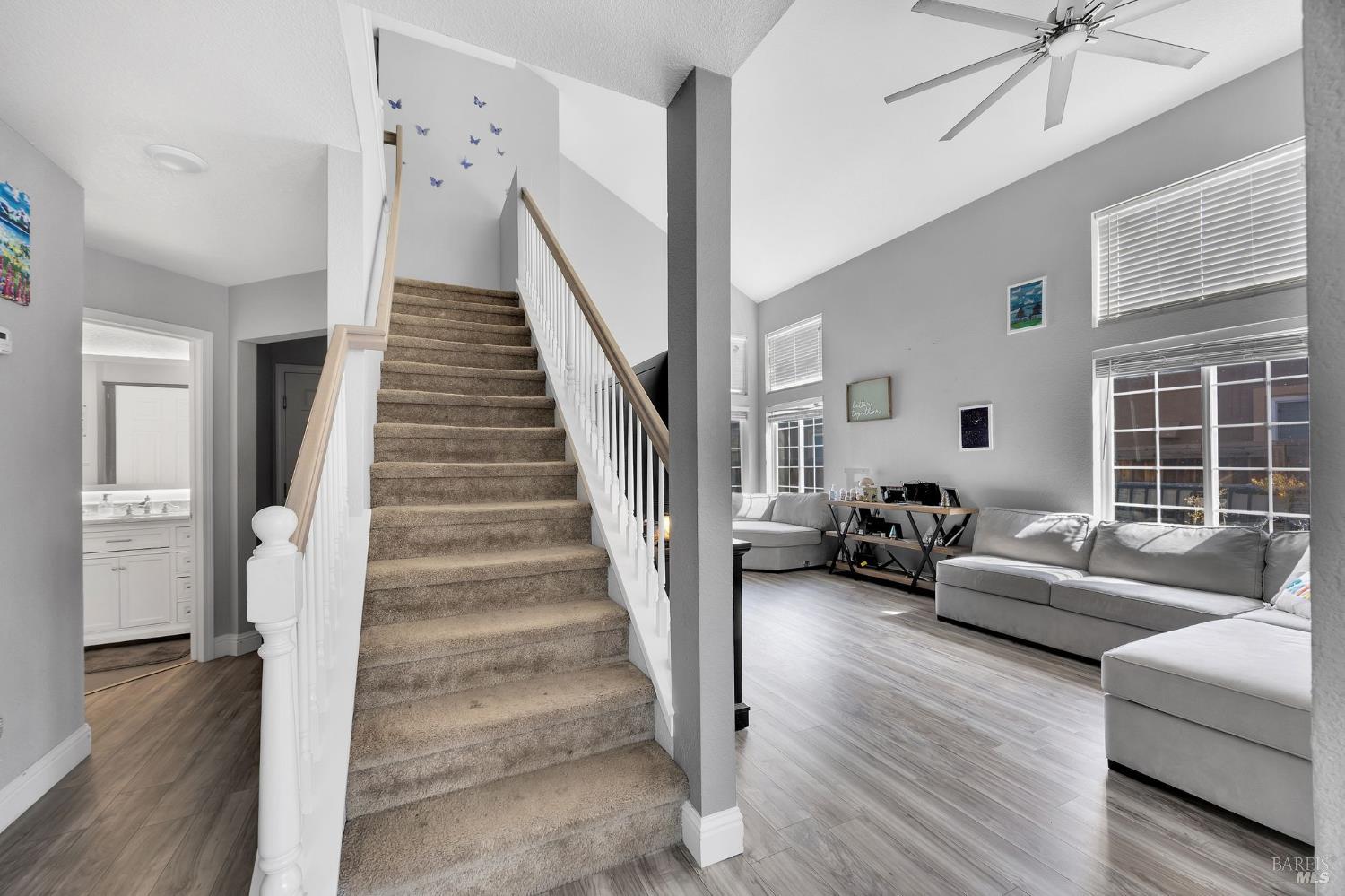 1093 Cloverbrook Circle Vacaville CA 95687