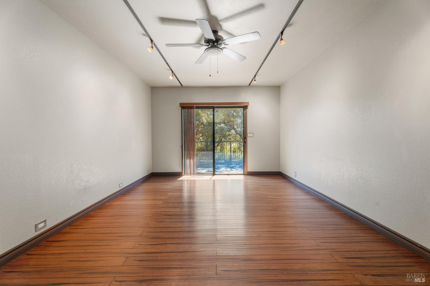 888 Watson Road Ukiah CA 95482