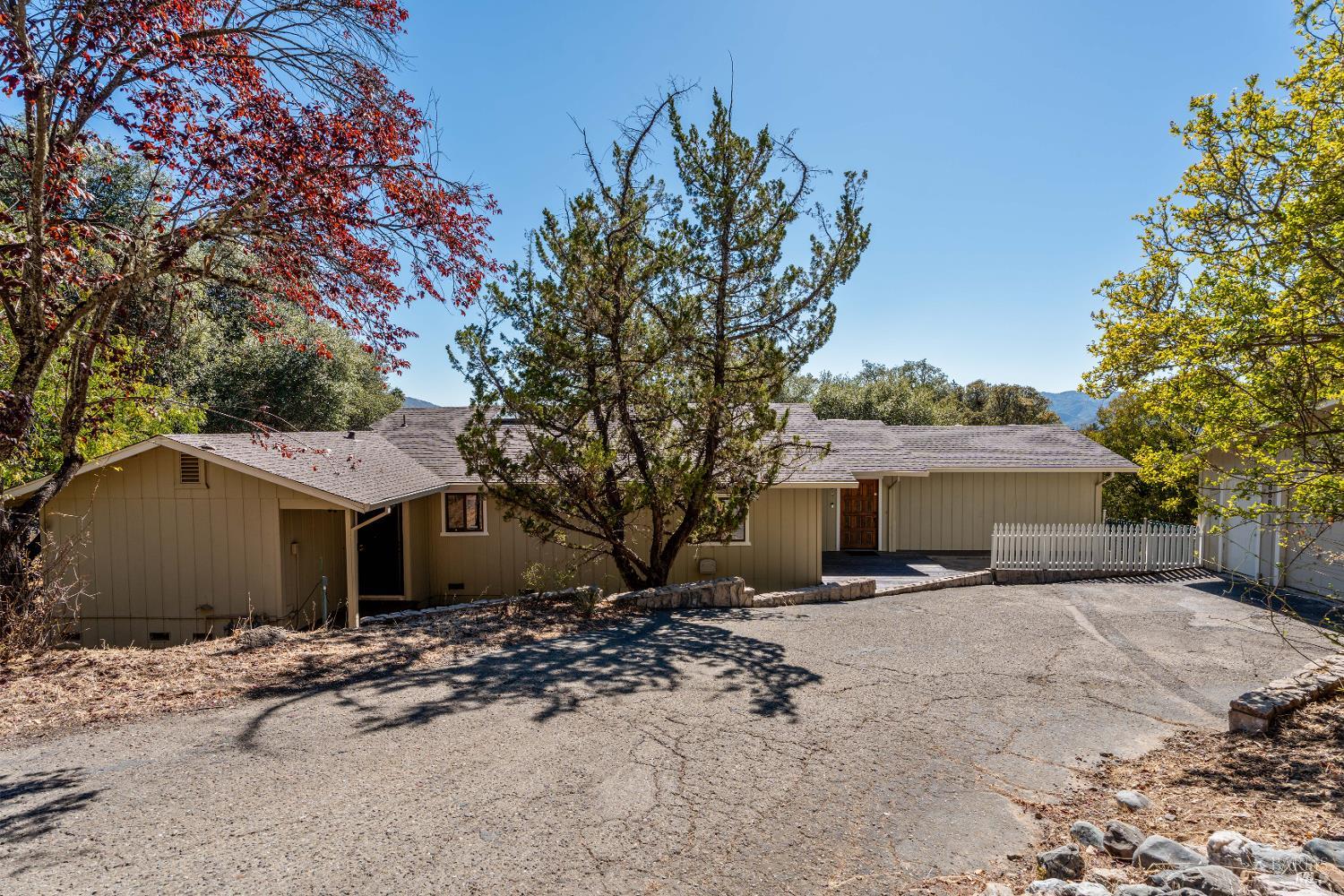 888 Watson Road Ukiah CA 95482