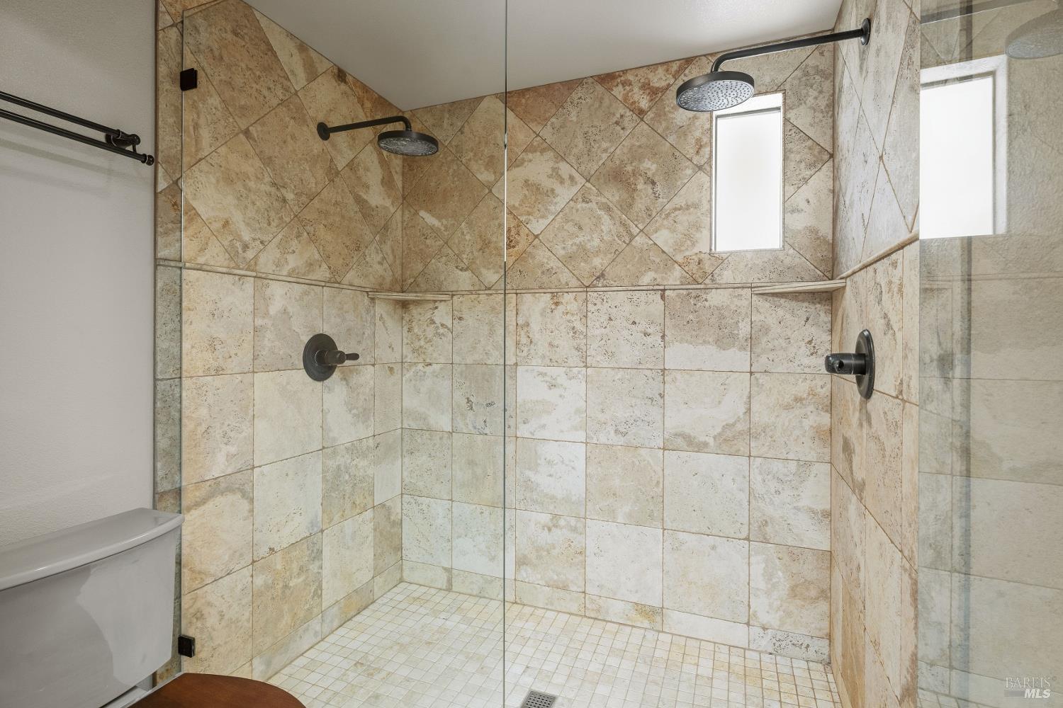 888 Watson Road Ukiah CA 95482