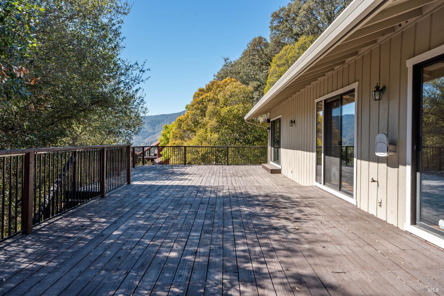 888 Watson Road Ukiah CA 95482