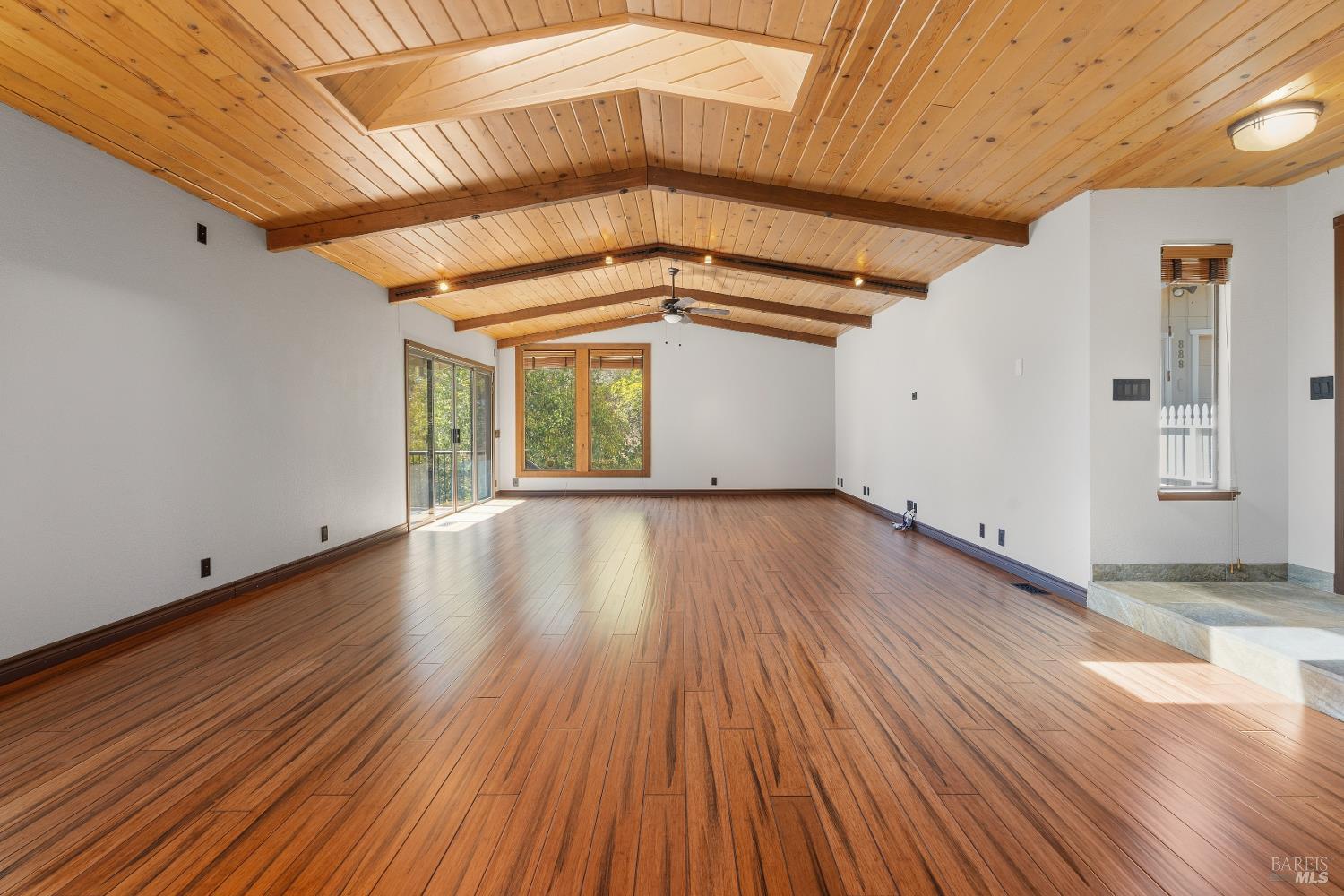 888 Watson Road Ukiah CA 95482