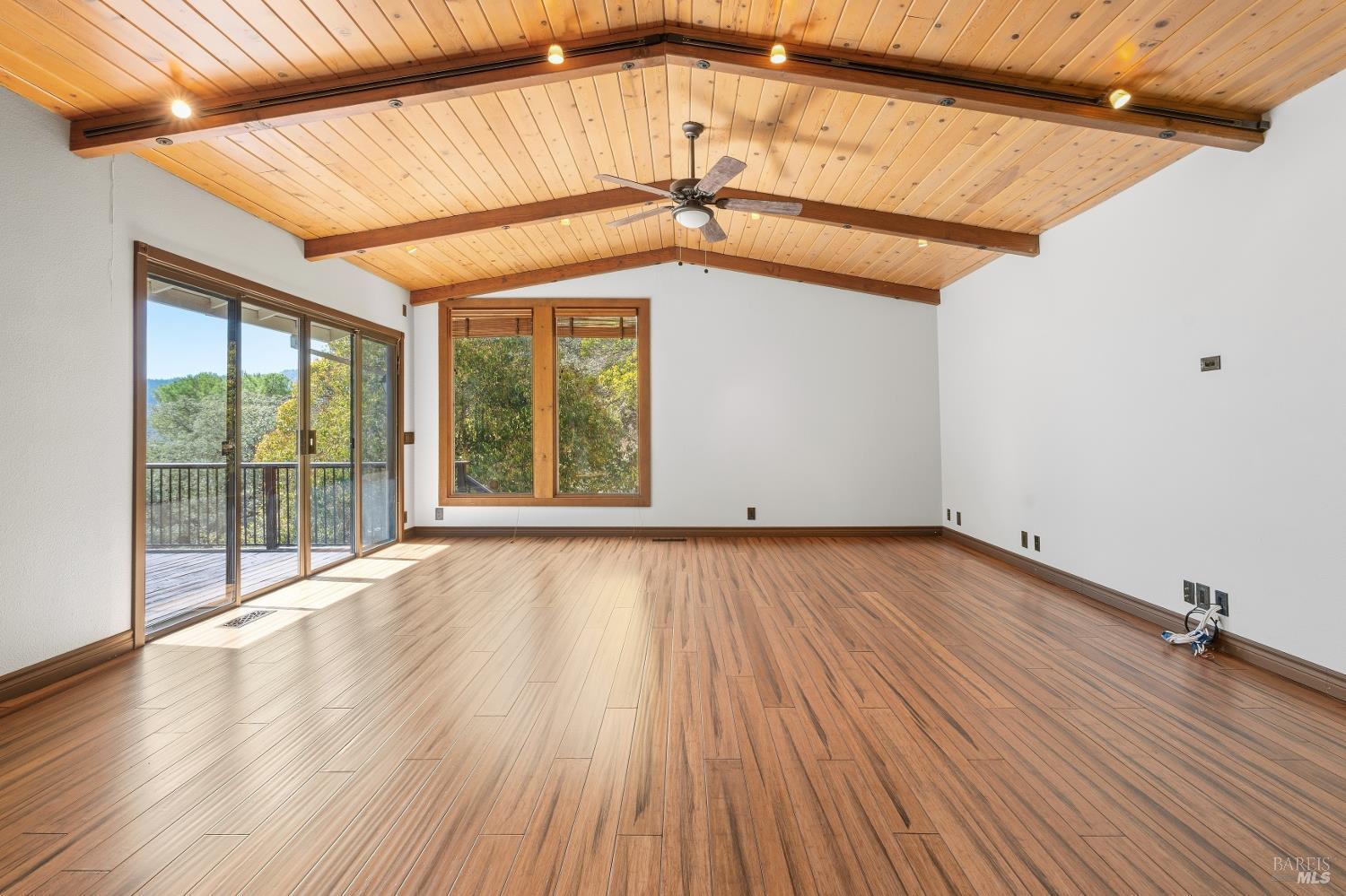 888 Watson Road Ukiah CA 95482
