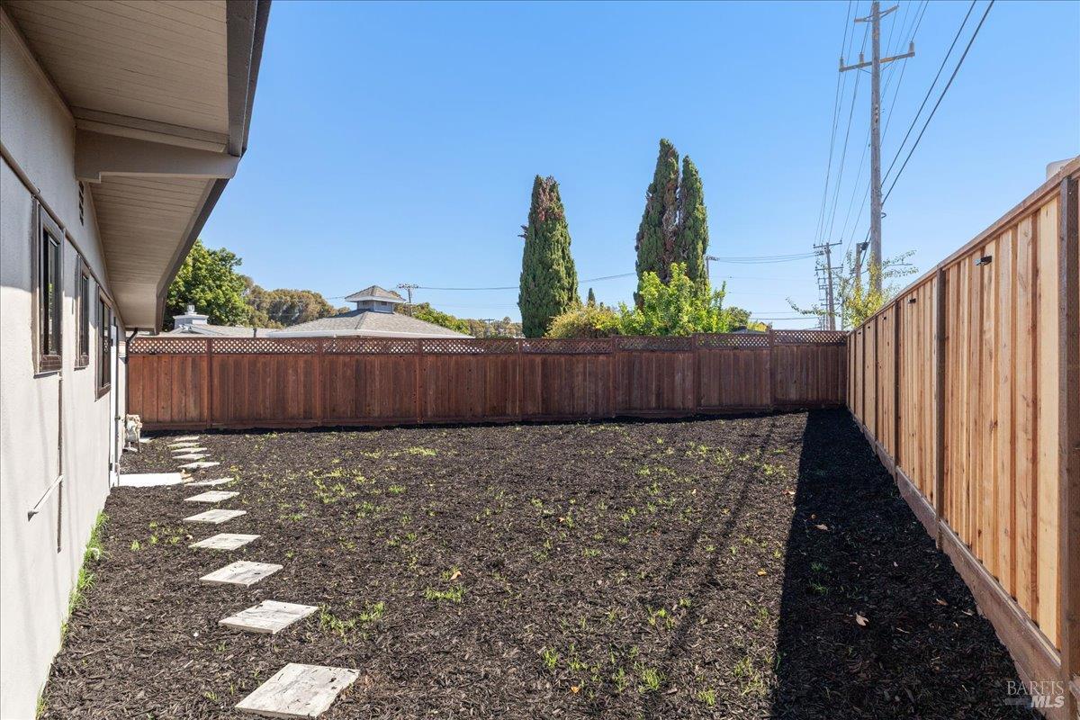 1352 Lytelle Street Hayward CA 94544