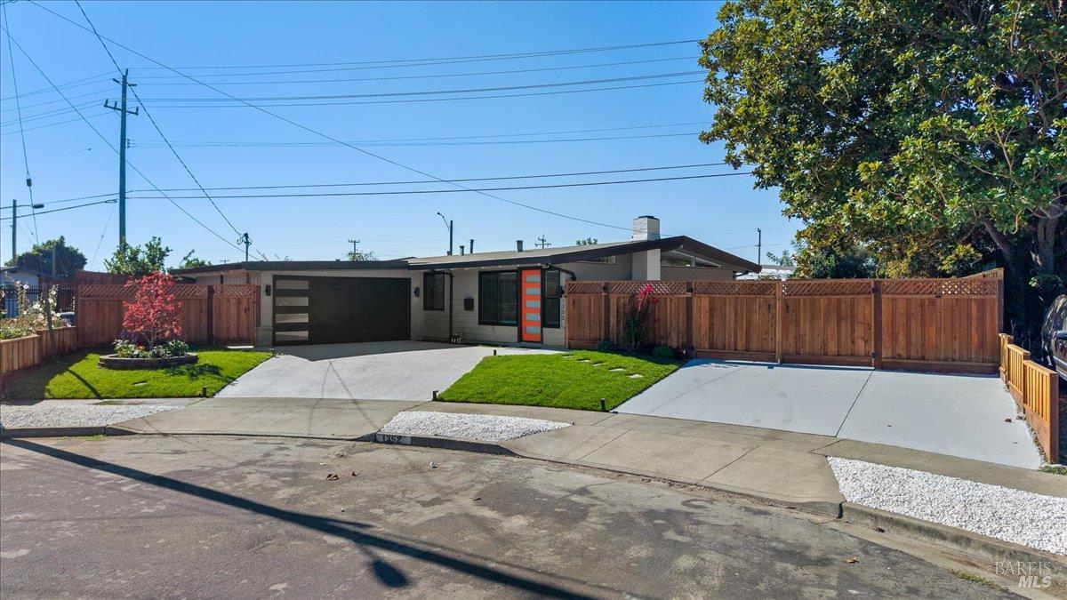 1352 Lytelle Street Hayward CA 94544