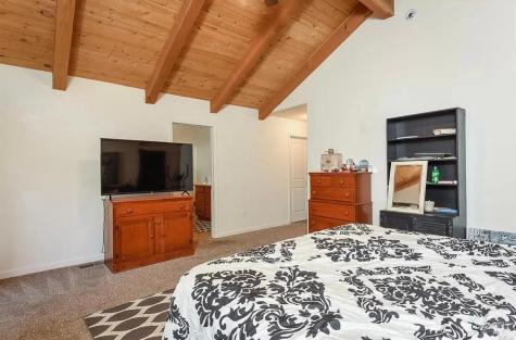 1648 Ronne Drive Santa Rosa CA 95404