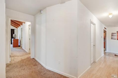 1648 Ronne Drive Santa Rosa CA 95404