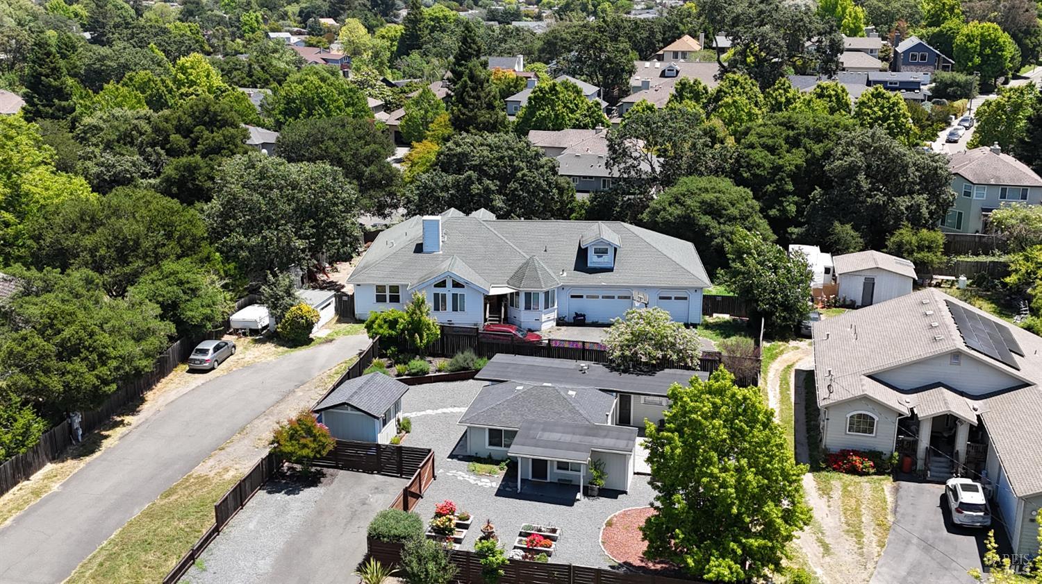 1648 Ronne Drive Santa Rosa CA 95404