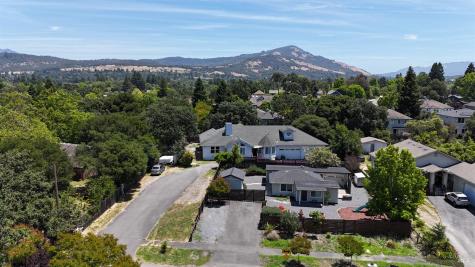 1648 Ronne Drive Santa Rosa CA 95404