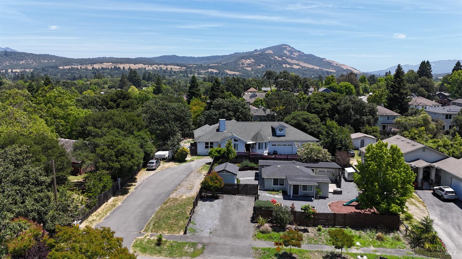 1648 Ronne Drive Santa Rosa CA 95404