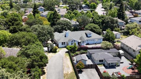 1648 Ronne Drive Santa Rosa CA 95404