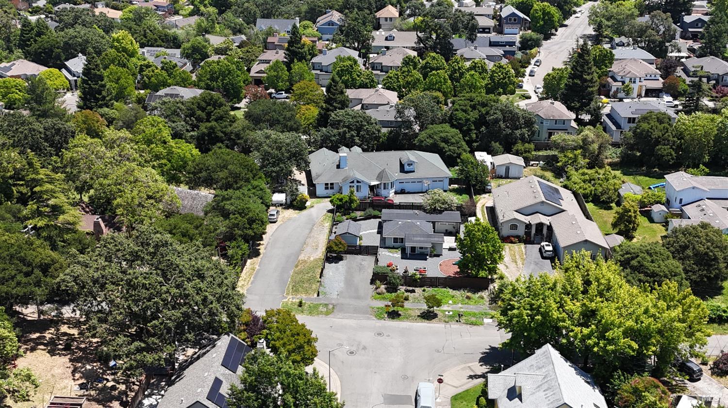1648 Ronne Drive Santa Rosa CA 95404