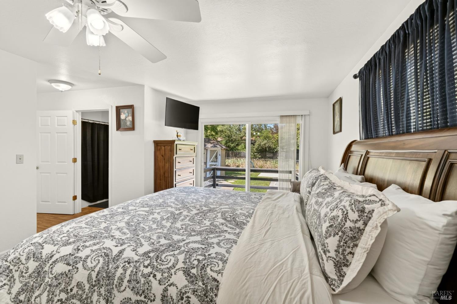 92 Oak Knoll Road Ukiah CA 95482