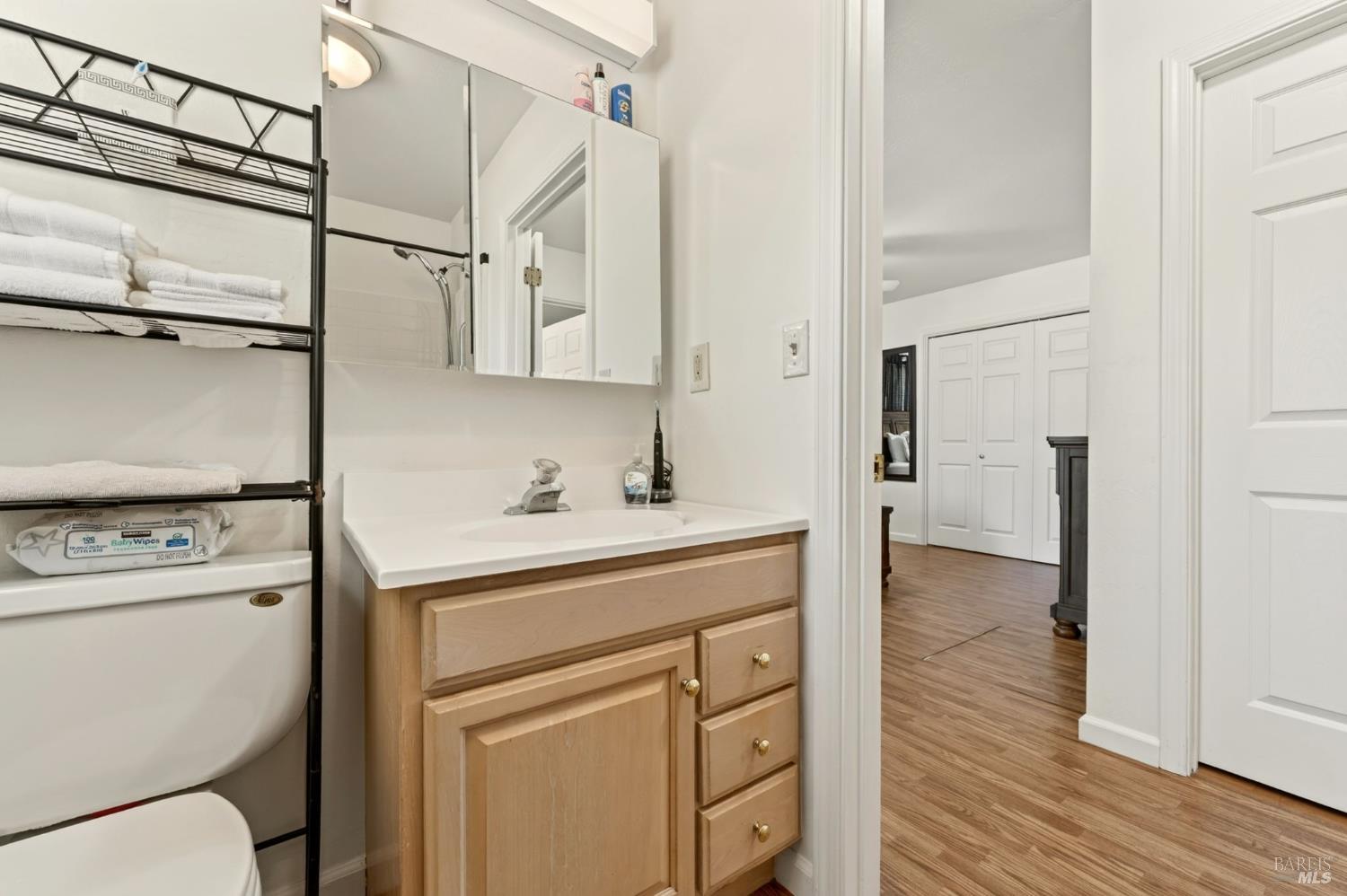 92 Oak Knoll Road Ukiah CA 95482