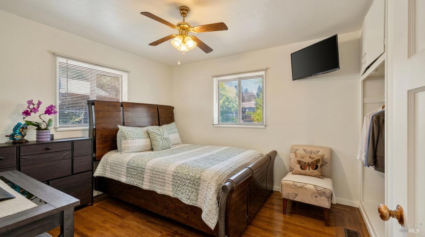 92 Oak Knoll Road Ukiah CA 95482