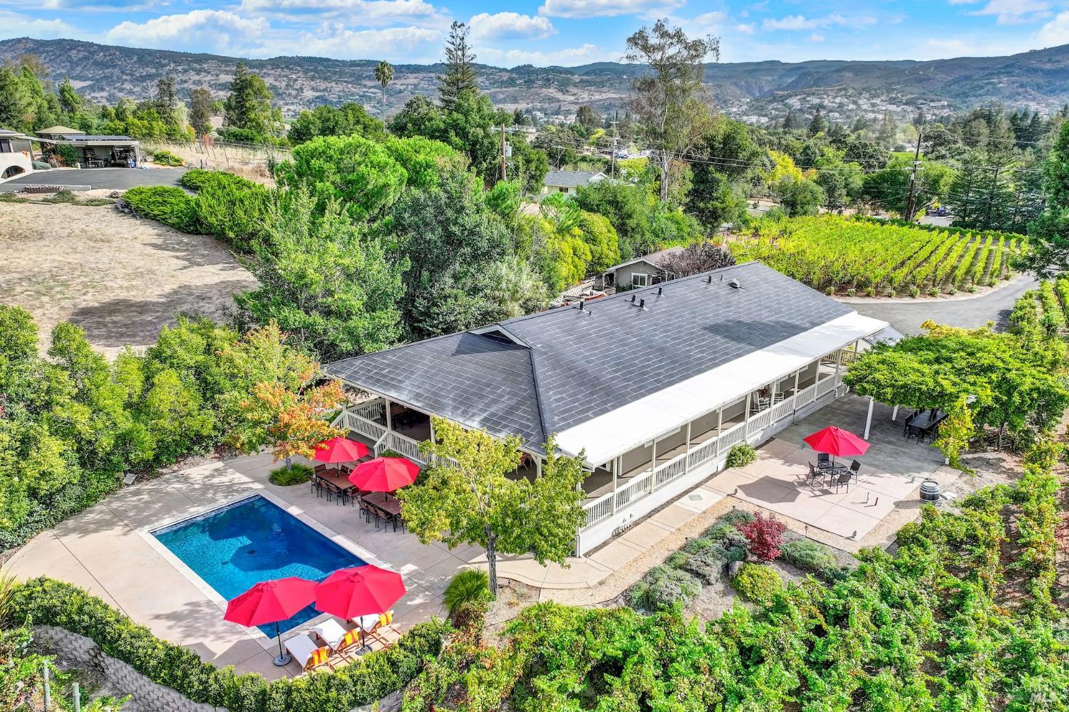 1597 Estee Avenue Napa CA 94558