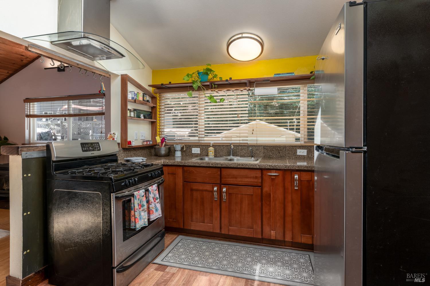 9195 Rio Dell Court Forestville CA 95436