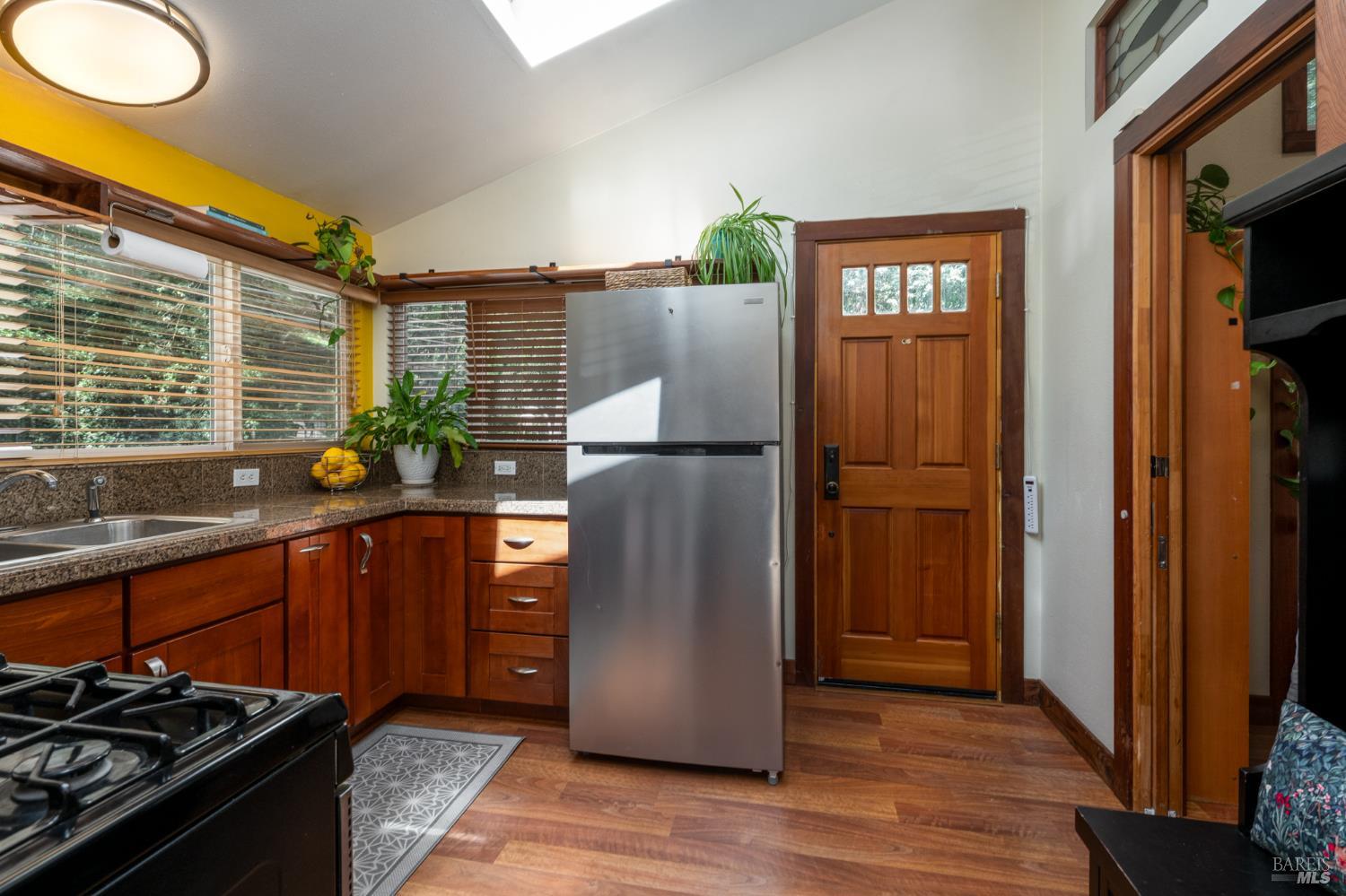 9195 Rio Dell Court Forestville CA 95436