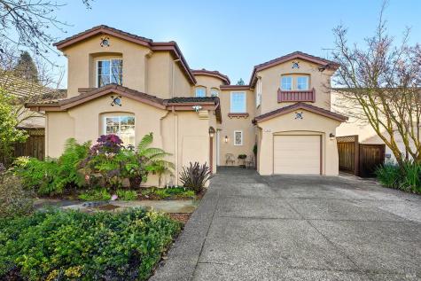 1348 Birdie Drive Windsor CA 95492