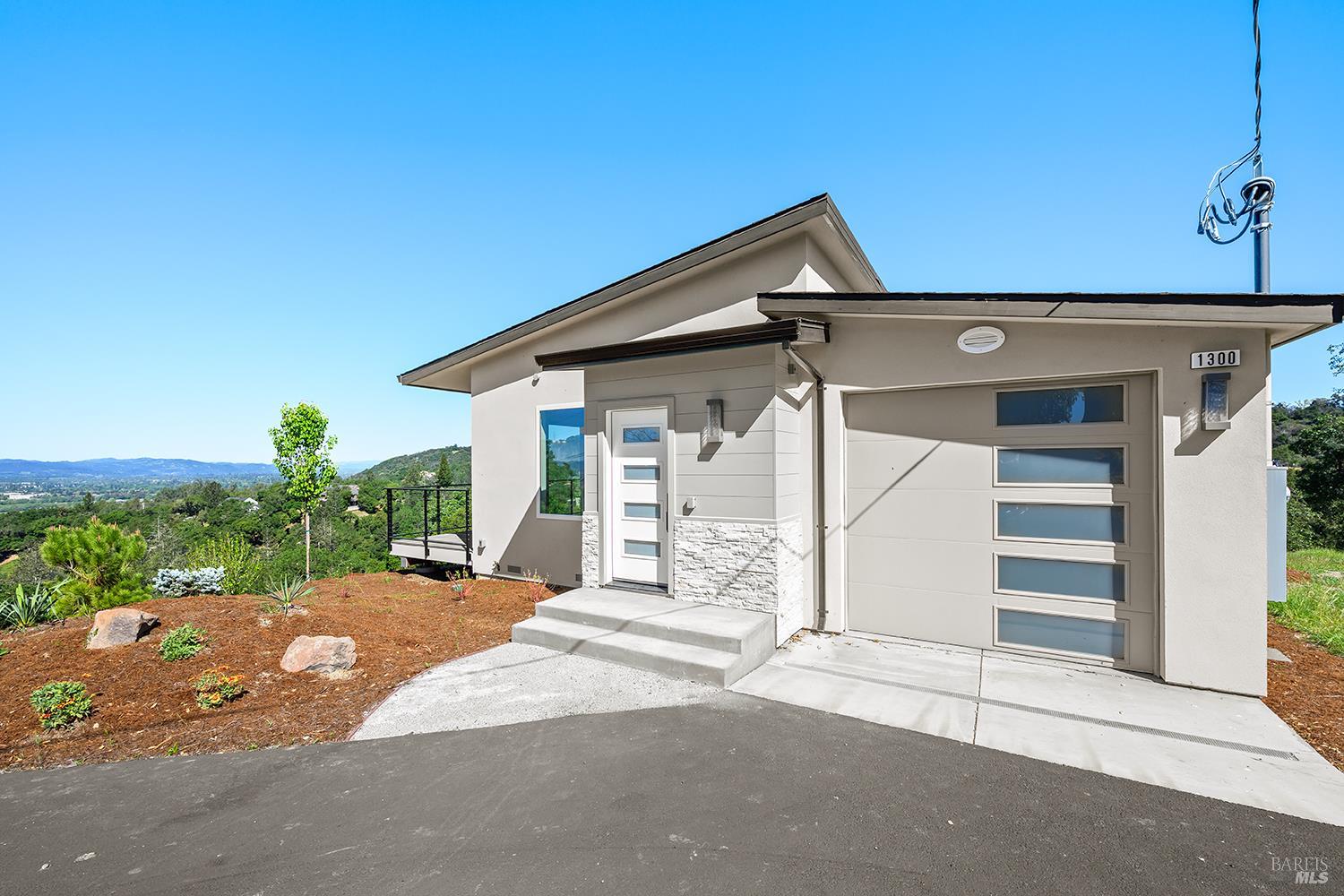 1292 Wikiup Drive Santa Rosa CA 95403