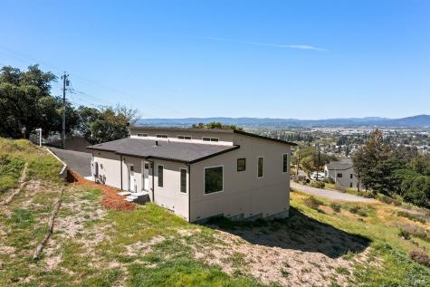 1292 Wikiup Drive Santa Rosa CA 95403