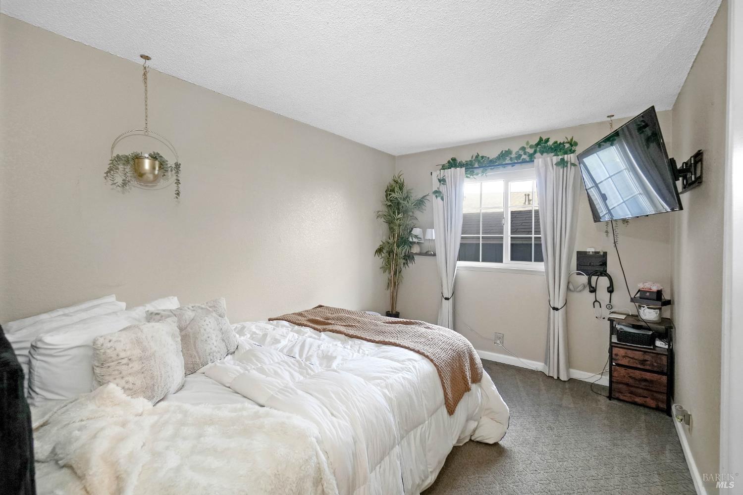 1005 Winters Way Suisun City CA 94585