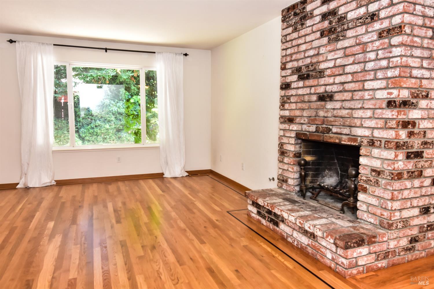 18945 Carillo Court Sonoma CA 95476