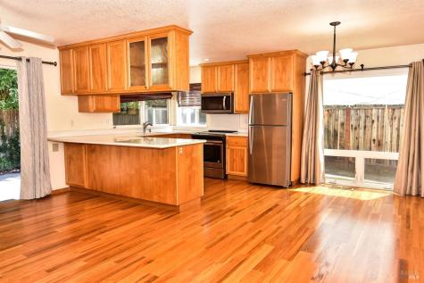 18945 Carillo Court Sonoma CA 95476