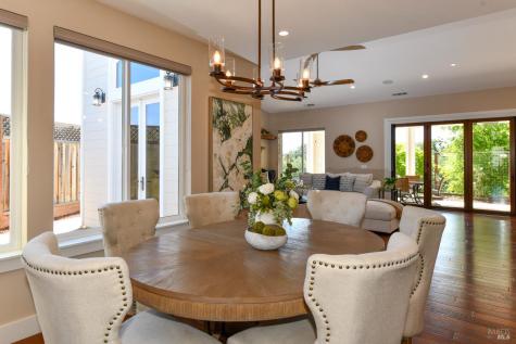 1802 Bella Vista Way Santa Rosa CA 95403