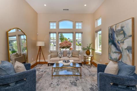 1802 Bella Vista Way Santa Rosa CA 95403