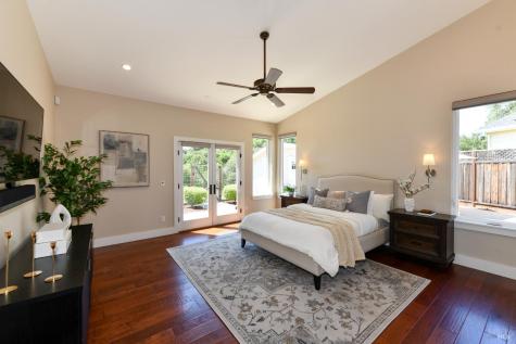 1802 Bella Vista Way Santa Rosa CA 95403