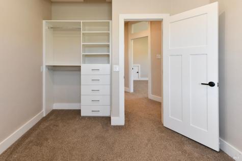 1802 Bella Vista Way Santa Rosa CA 95403