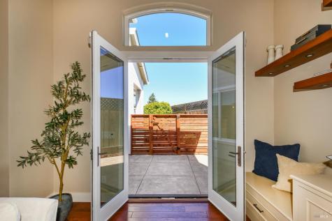 1802 Bella Vista Way Santa Rosa CA 95403
