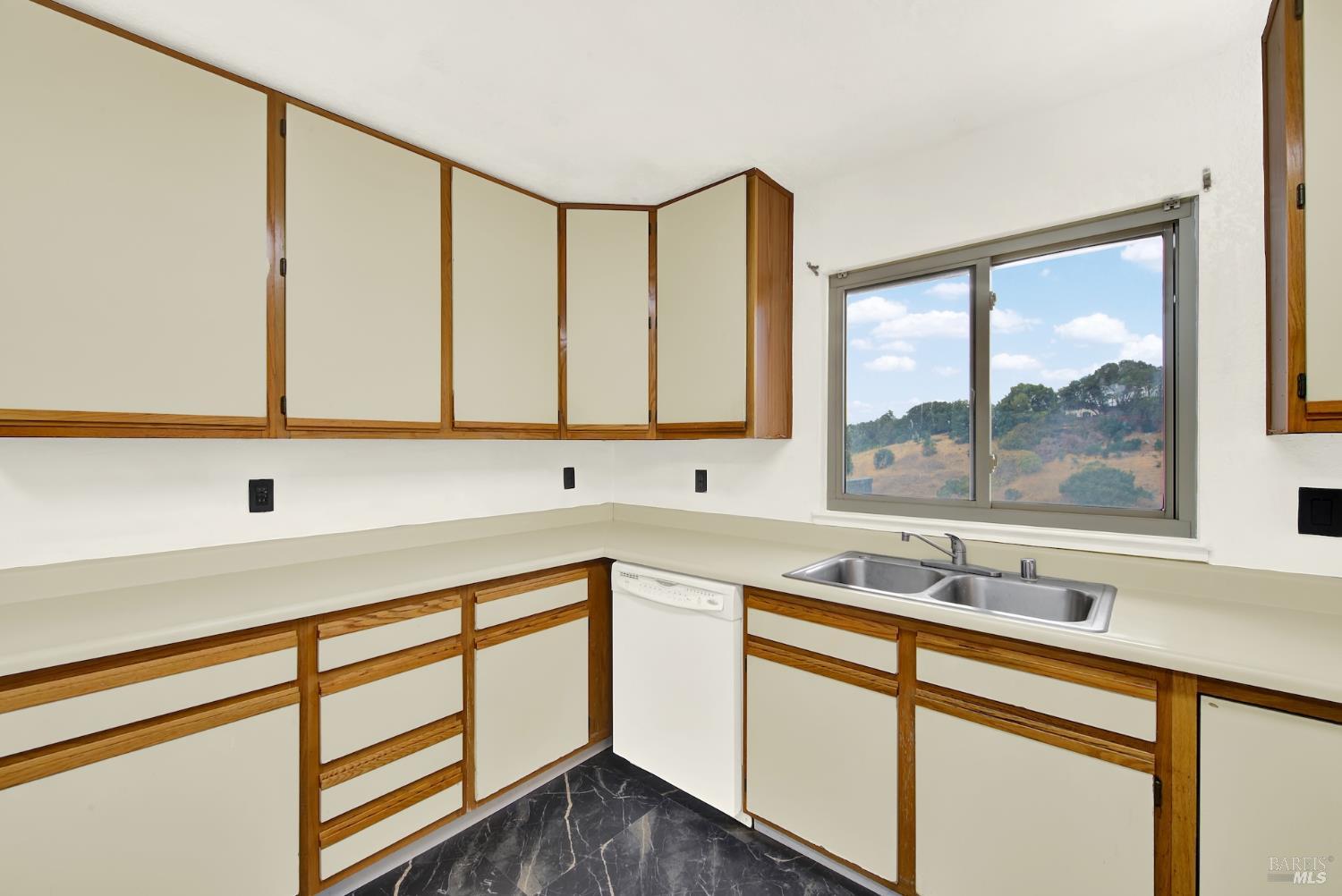 143 Creekview Drive Vallejo CA 94591