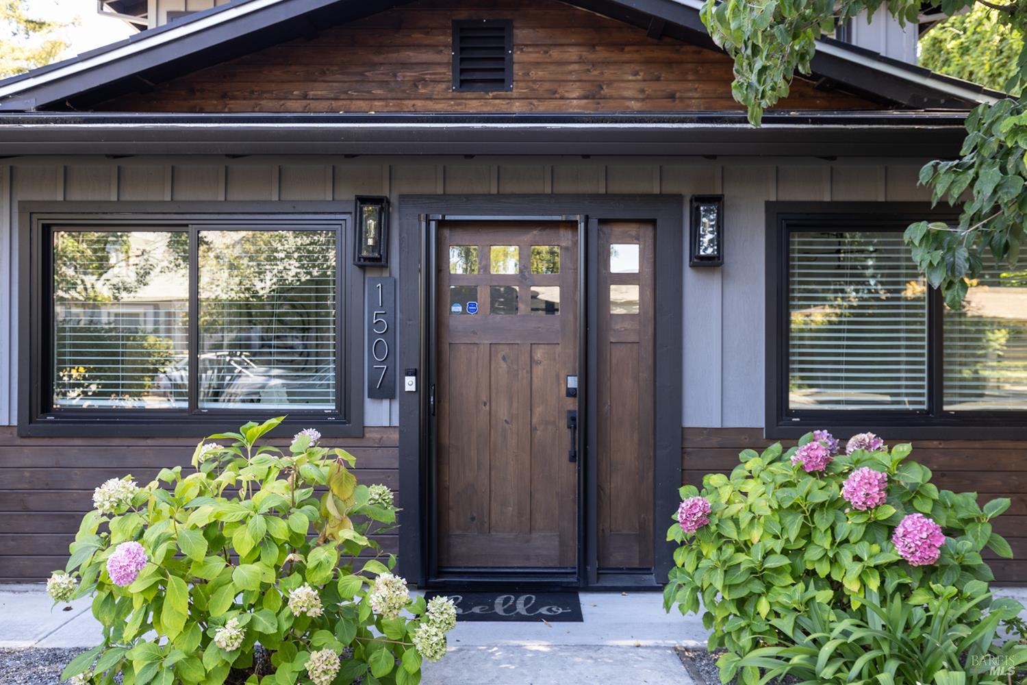 1507 Cedar Avenue Napa CA 94559