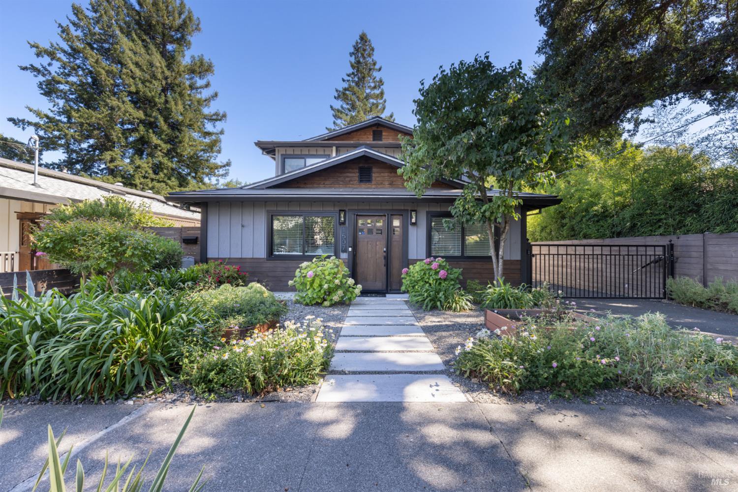 1507 Cedar Avenue Napa CA 94559