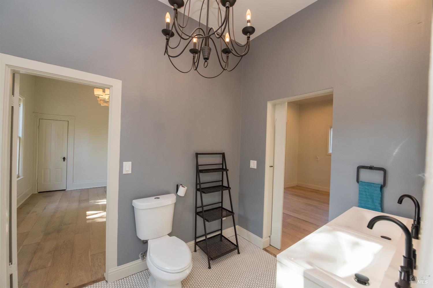 300 W 8th Street W Santa Rosa CA 95401
