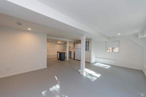 300 W 8th Street W Santa Rosa CA 95401
