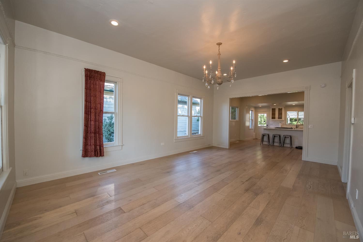 300 W 8th Street W Santa Rosa CA 95401