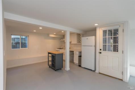 300 W 8th Street W Santa Rosa CA 95401