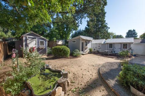 300 W 8th Street W Santa Rosa CA 95401