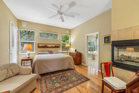 3554 Aikin Place Santa Rosa CA 95404