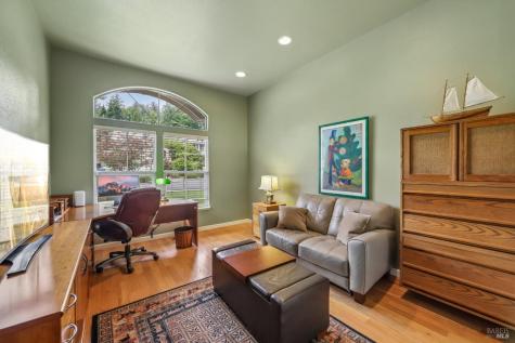 3554 Aikin Place Santa Rosa CA 95404