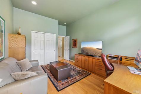 3554 Aikin Place Santa Rosa CA 95404