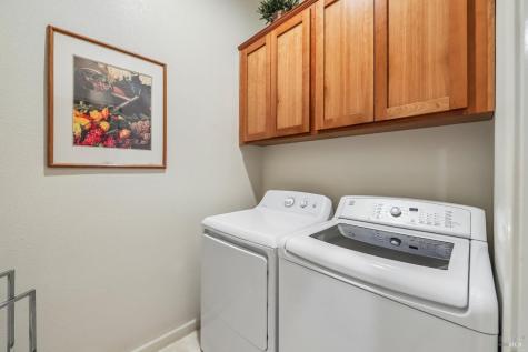 3554 Aikin Place Santa Rosa CA 95404