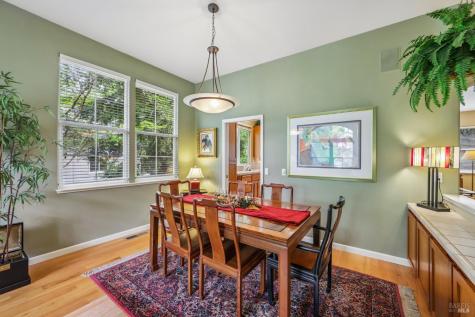 3554 Aikin Place Santa Rosa CA 95404