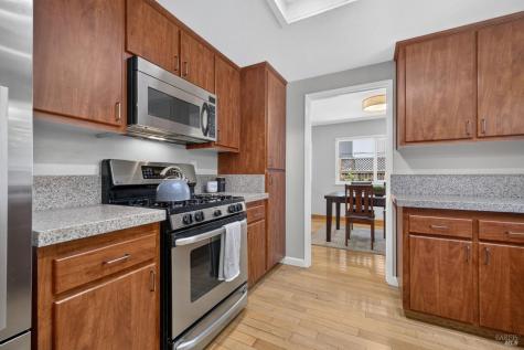 165 Pope Court Santa Rosa CA 95405