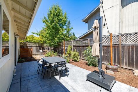 165 Pope Court Santa Rosa CA 95405