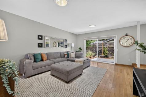 165 Pope Court Santa Rosa CA 95405